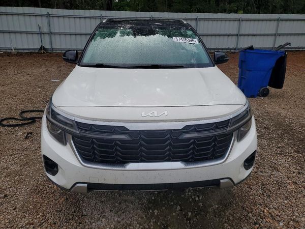 2024 KIA SELTOS S, X-Line