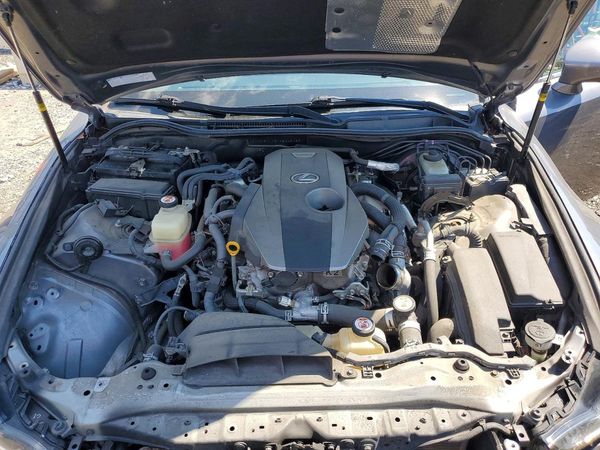 2017 LEXUS IS 200t