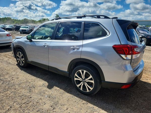 2024 SUBARU FORESTER Limited