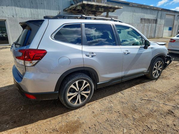 2024 SUBARU FORESTER Limited