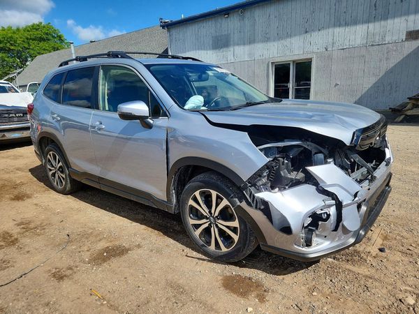 2024 SUBARU FORESTER Limited