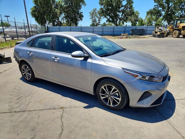 2023 KIA FORTE LX, LXS