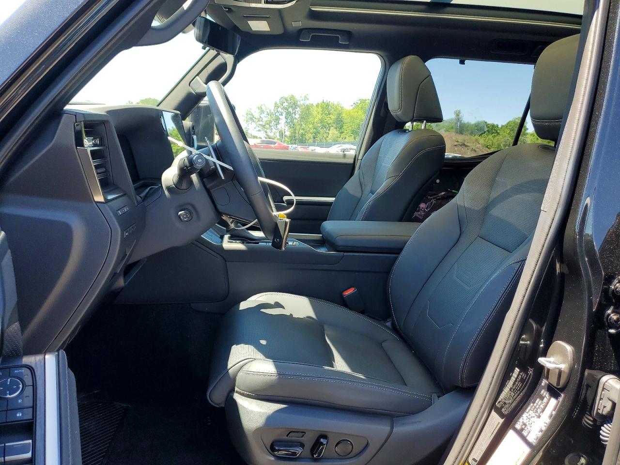 2025 LEXUS GX 550