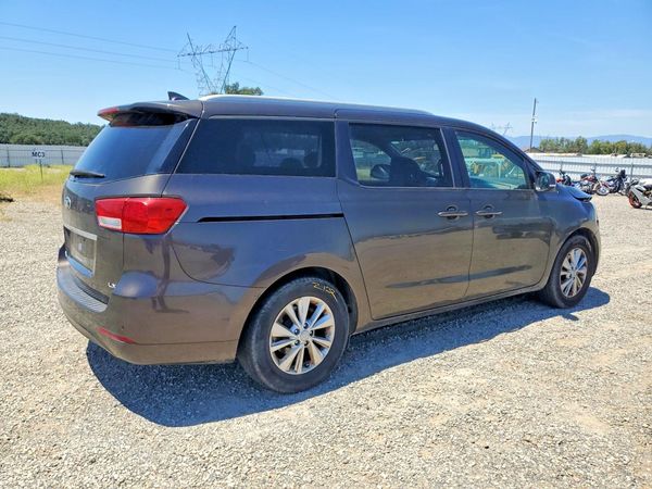 2016 KIA SEDONA LX - Middle-low