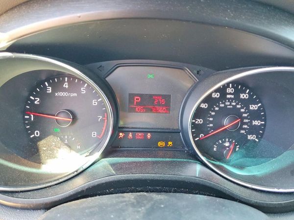 2016 KIA SEDONA LX - Middle-low