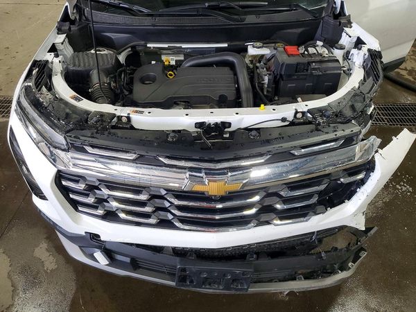2026 CHEVROLET EQUINOX 2LT — Engine bay