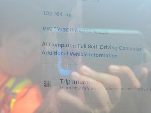 2023 TESLA MODEL 3