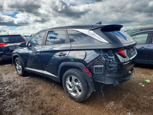 2023 HYUNDAI TUCSON SE