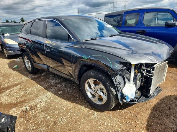 2023 HYUNDAI TUCSON SE