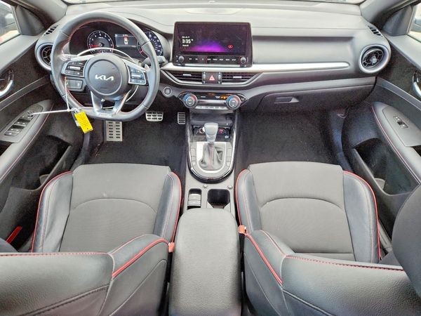 2024 KIA FORTE
