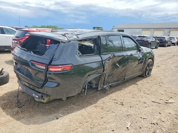 2022 JEEP GRAND CHEROKEE L LAREDO 4X4