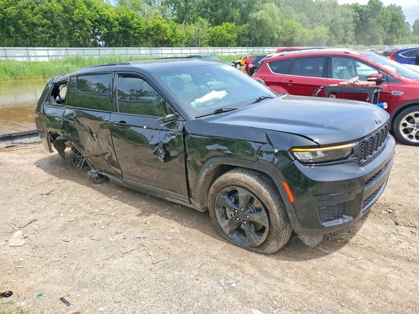 2022 JEEP GRAND CHEROKEE L LAREDO 4X4