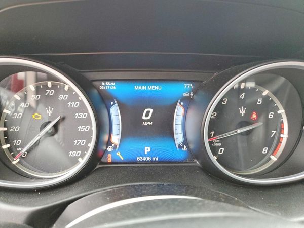 2017 MASERATI LEVANTE Sport