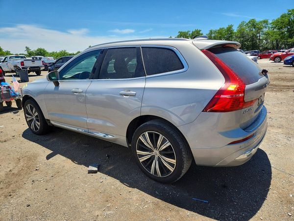 2022 VOLVO XC60 Inscription