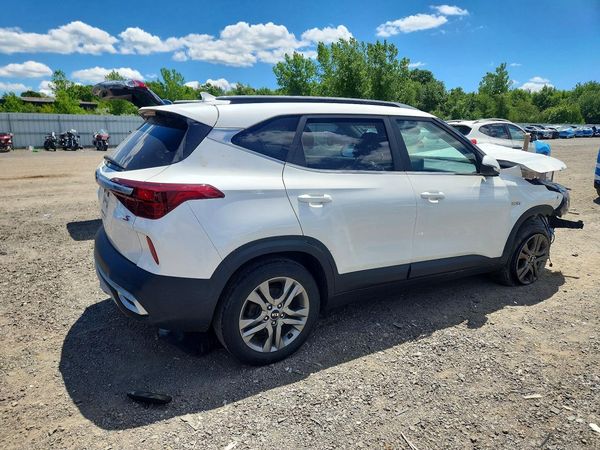 2021 KIA SELTOS S