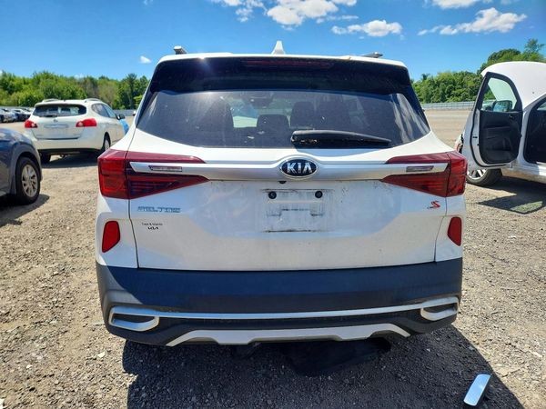 2021 KIA SELTOS S
