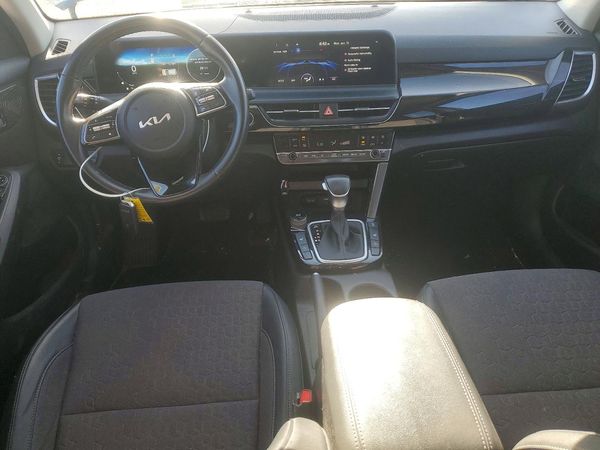 2024 KIA SELTOS S, X-Line