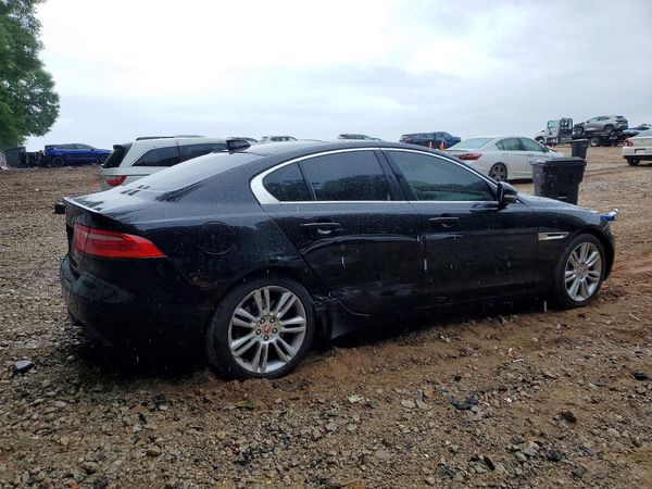 2019 JAGUAR XE