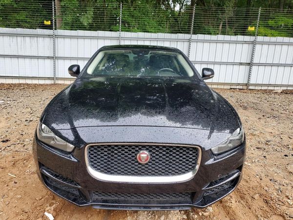 2019 JAGUAR XE