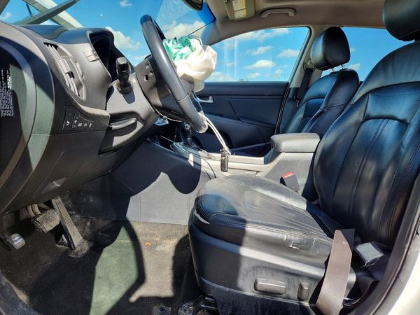 2015 KIA SPORTAGE GLS - Middle level