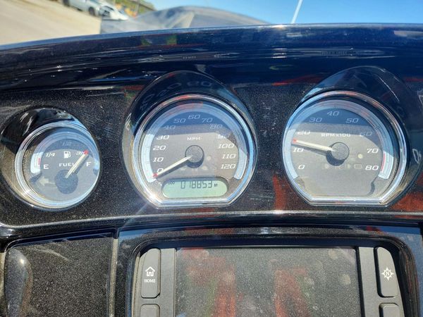 2018 HARLEY-DAVIDSON FL