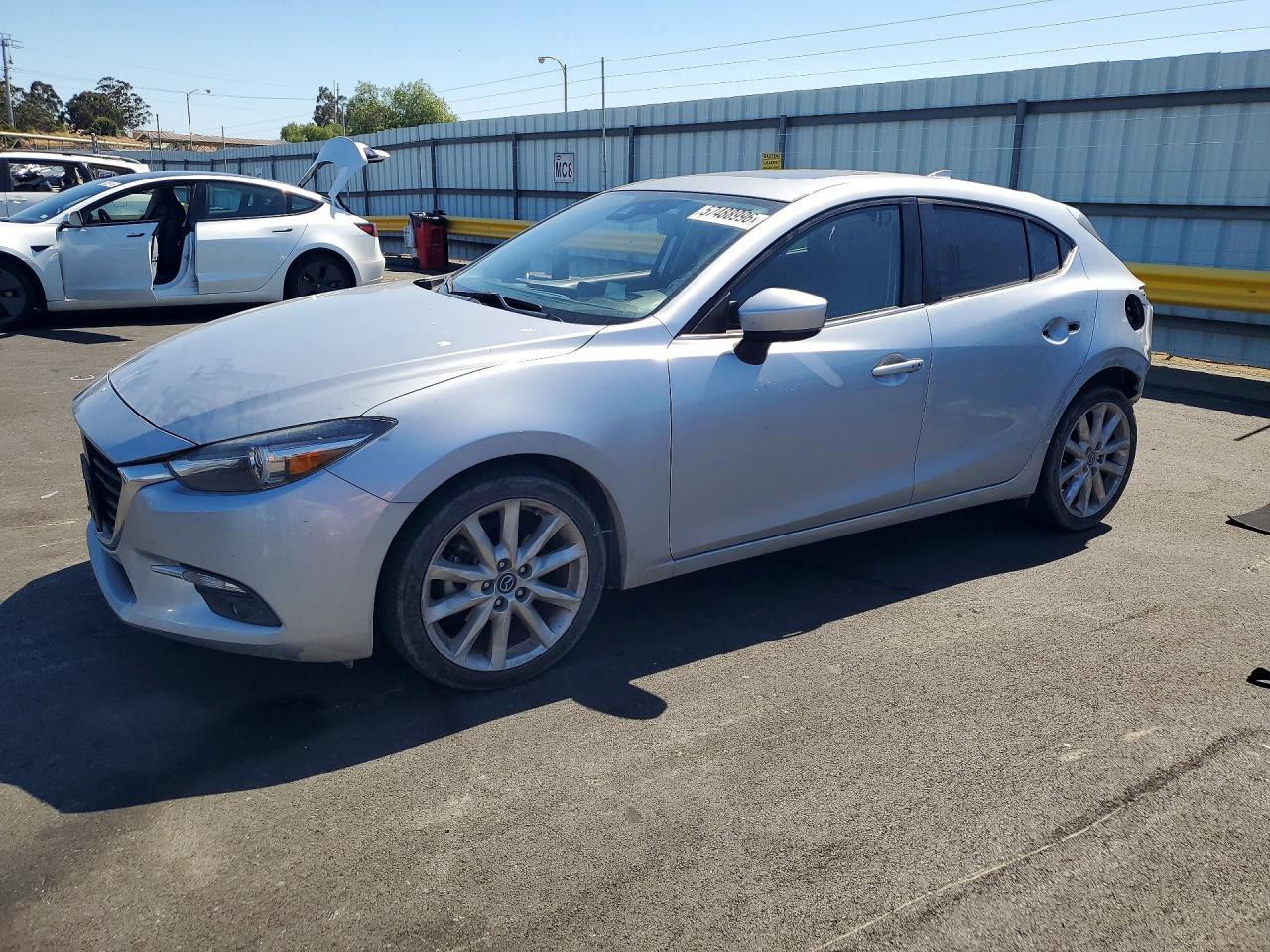 2017 MAZDA 3 Grand Touring