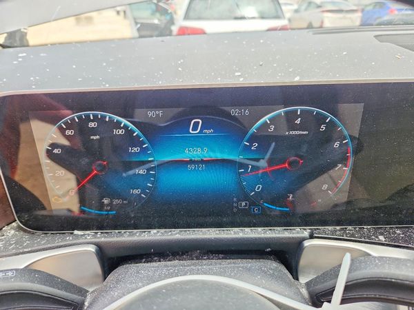 2020 MERCEDES-BENZ GLB GLB250-4M