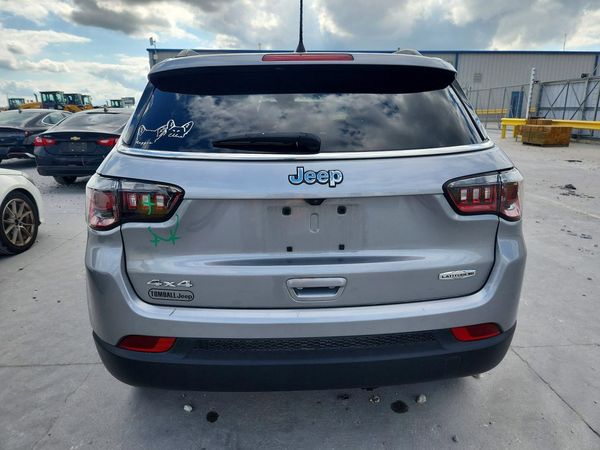 2023 JEEP COMPASS LATITUDE LUX 4X4