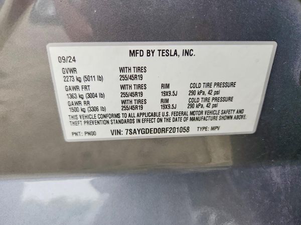 2024 TESLA MODEL Y