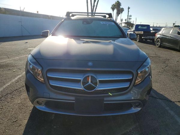 2017 MERCEDES-BENZ GLA GLA250