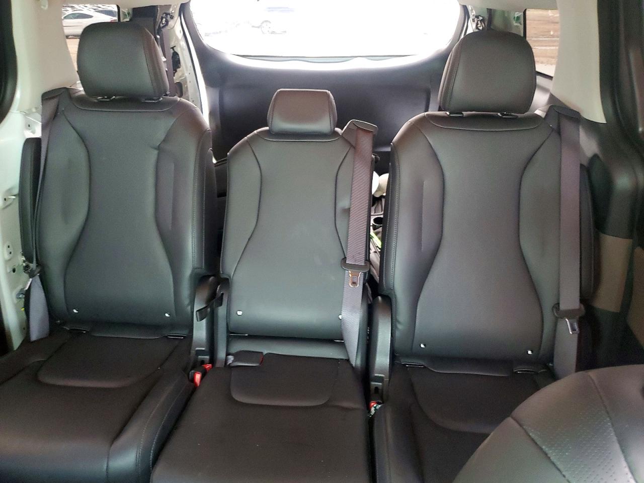 2025 KIA CARNIVAL LX, LXS