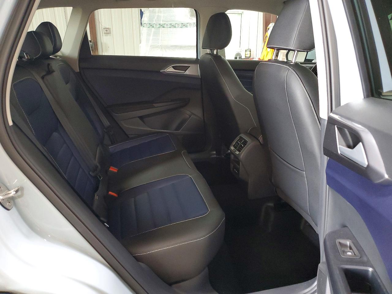 2026 VOLKSWAGEN TAOS 4Motion SEL