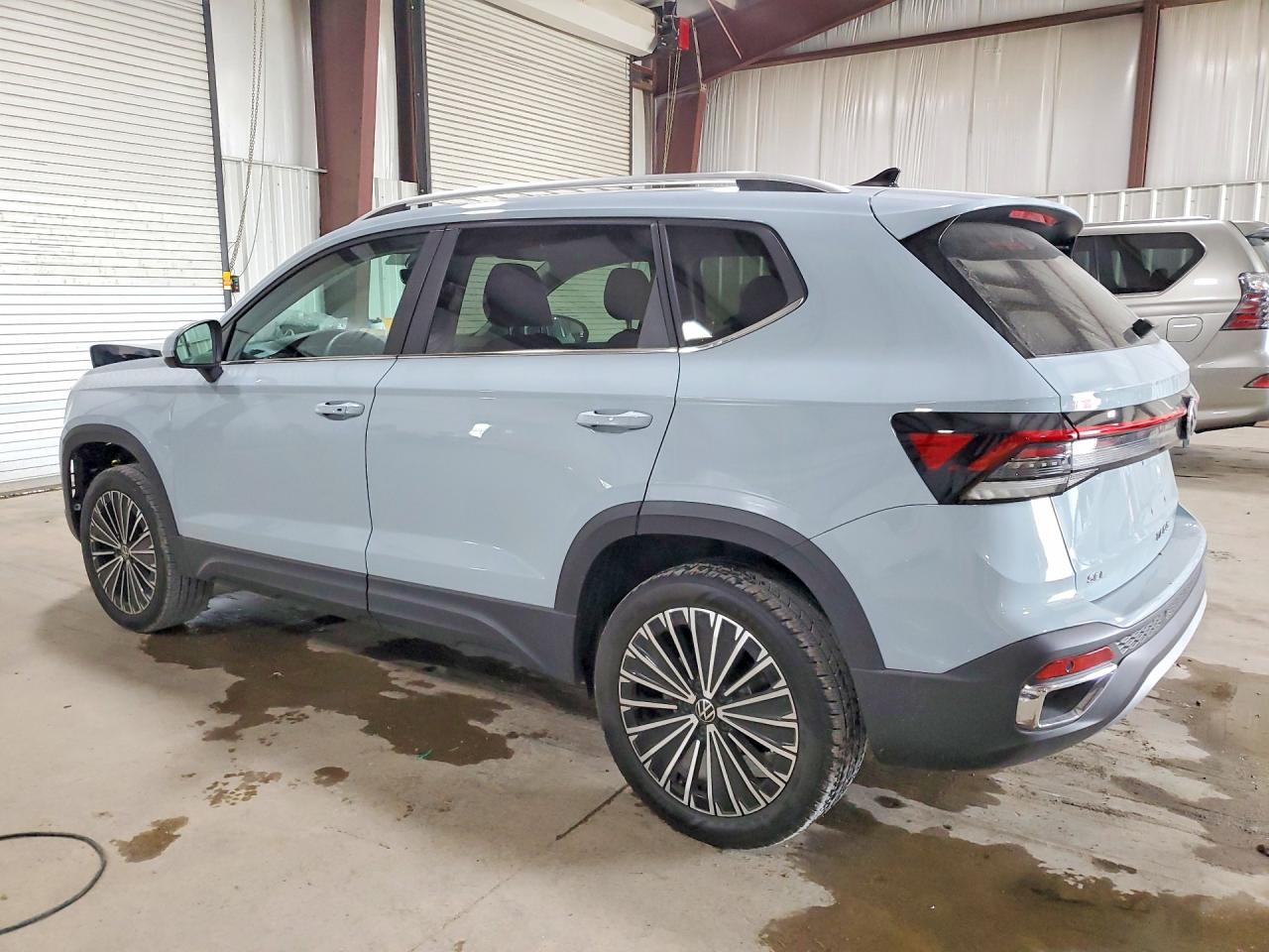 2026 VOLKSWAGEN TAOS 4Motion SEL