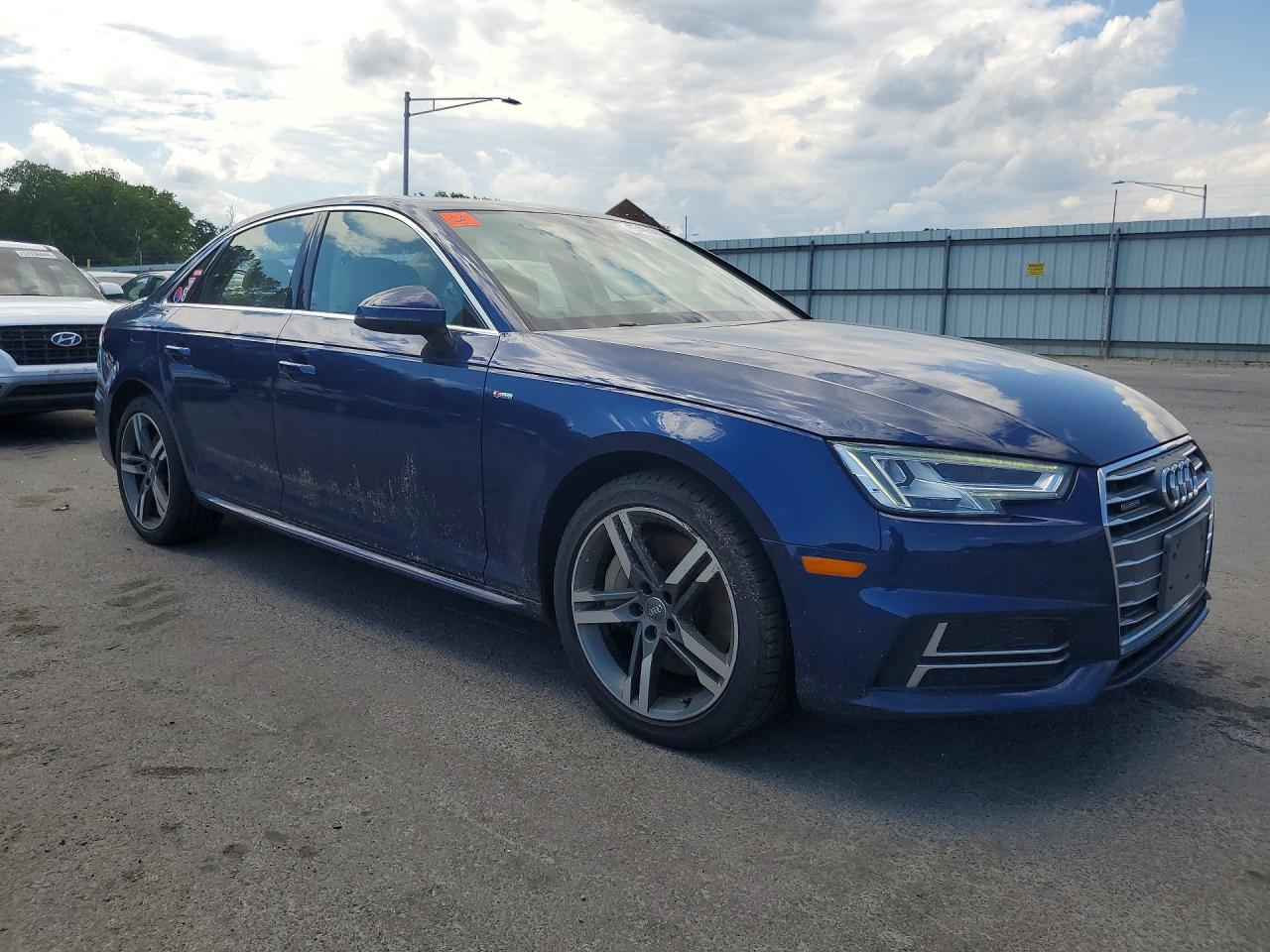 2018 AUDI A4