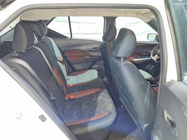 2018 NISSAN KICKS