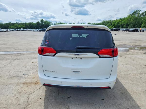 2019 CHRYSLER PACIFICA