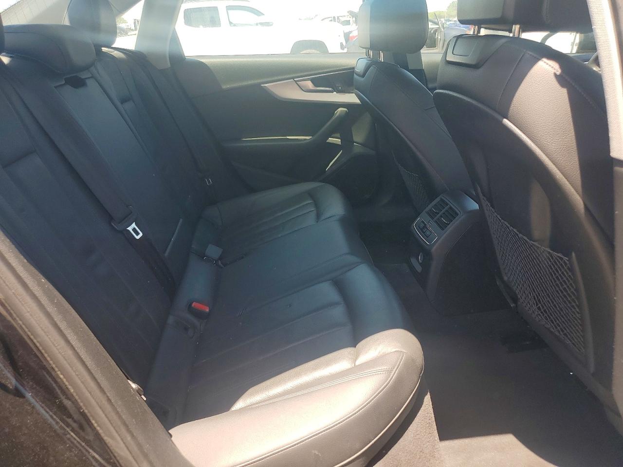 2018 AUDI A4 Premium