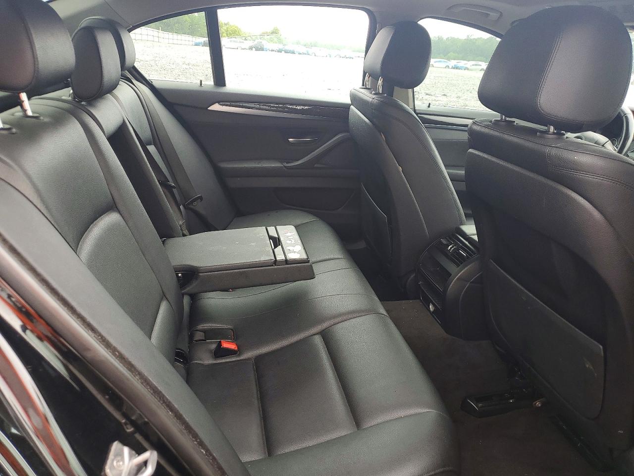 2016 BMW 528
