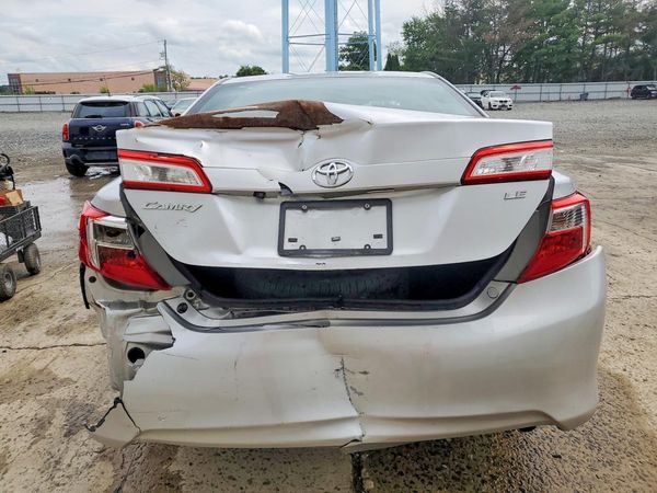 2012 TOYOTA CAMRY