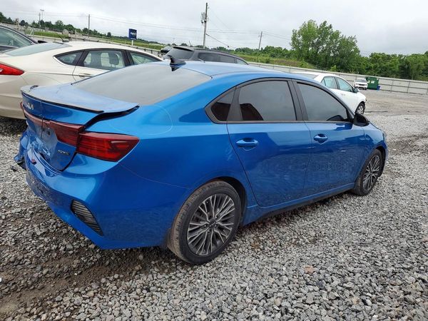 2024 KIA FORTE GT Line