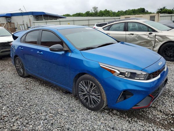 2024 KIA FORTE GT Line