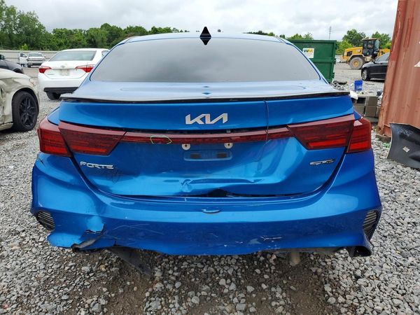 2024 KIA FORTE GT Line