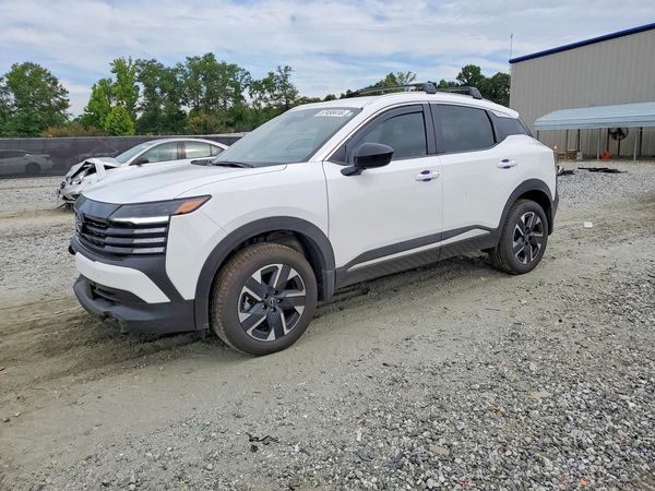 2026 NISSAN KICKS