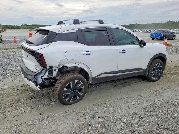 2026 NISSAN KICKS