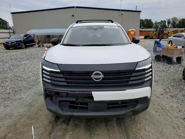 2026 NISSAN KICKS