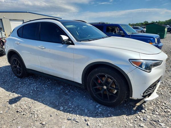 2019 ALFA ROMEO STELVIO