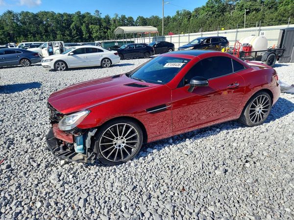 2017 MERCEDES-BENZ SLC SLC300