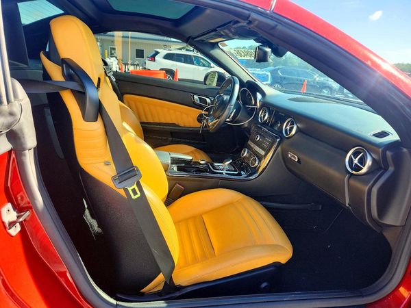 2017 MERCEDES-BENZ SLC SLC300