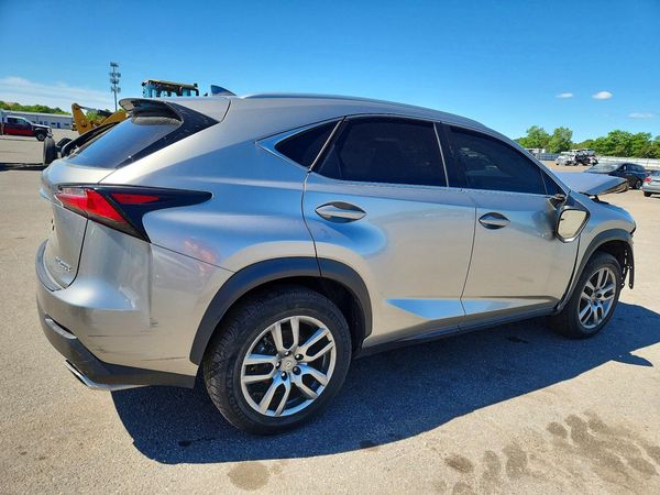 2015 LEXUS NX 200t Luxury