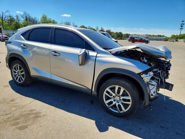 2015 LEXUS NX 200t Luxury